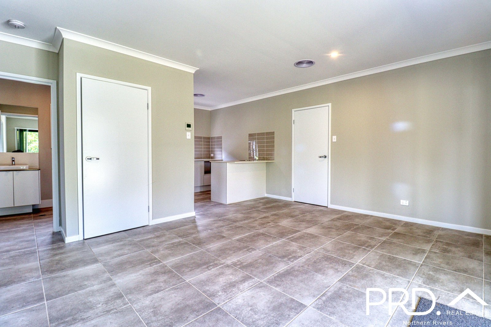 23b Hidden Valley Circuit CHILCOTTS GRASS 3