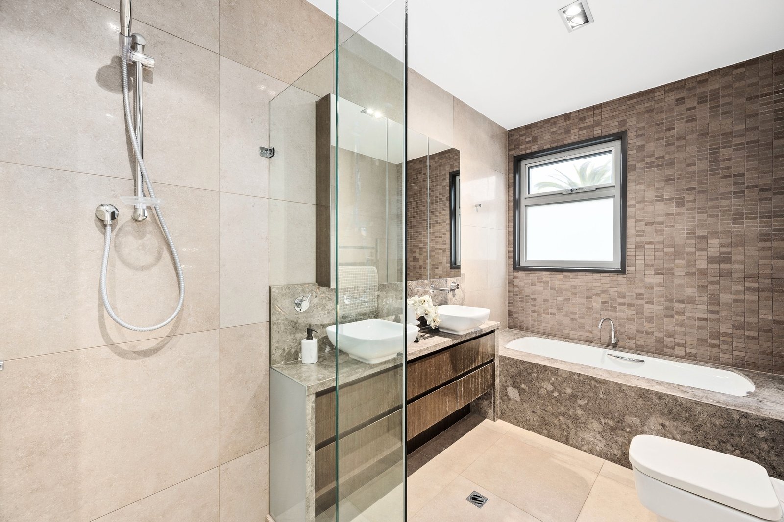 Real Estate and Property in 23B Larch Street, Caulfield South, VIC