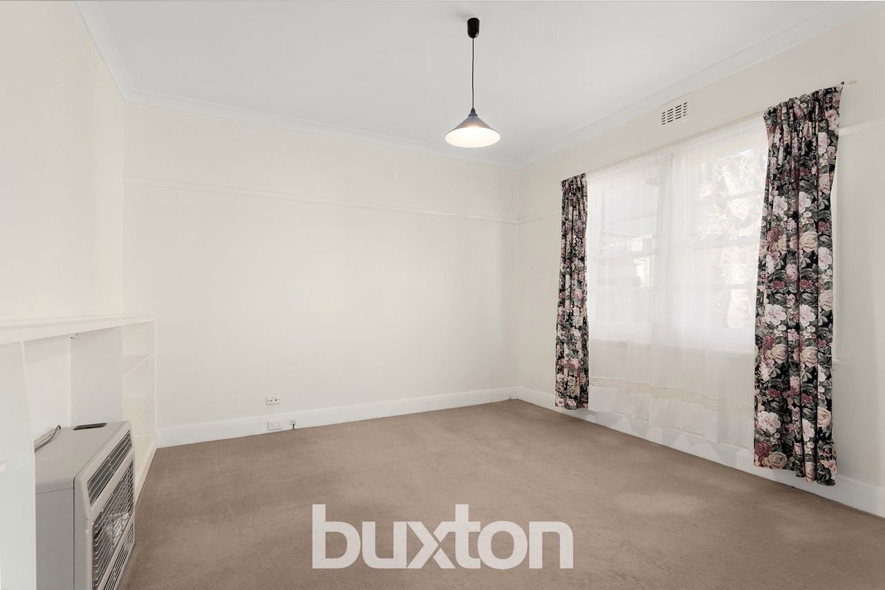 Gallery: 23b White Street