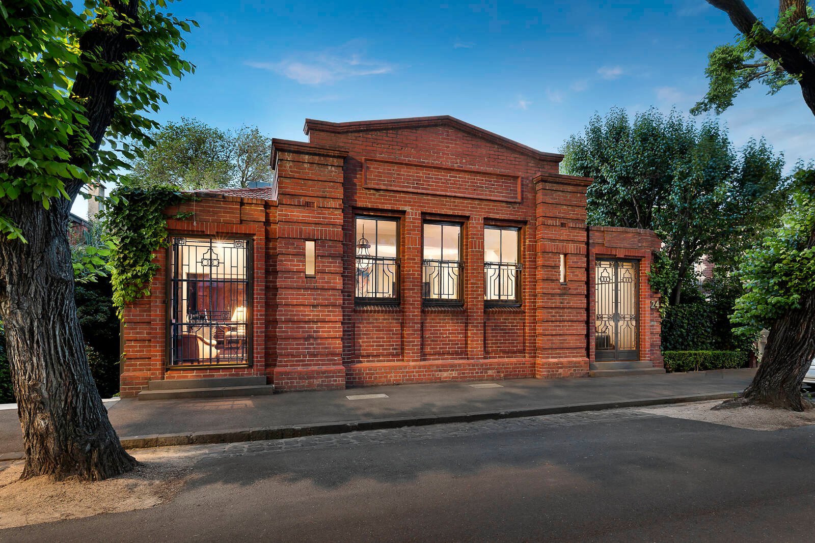 2428 Street, East Melbourne RT Edgar