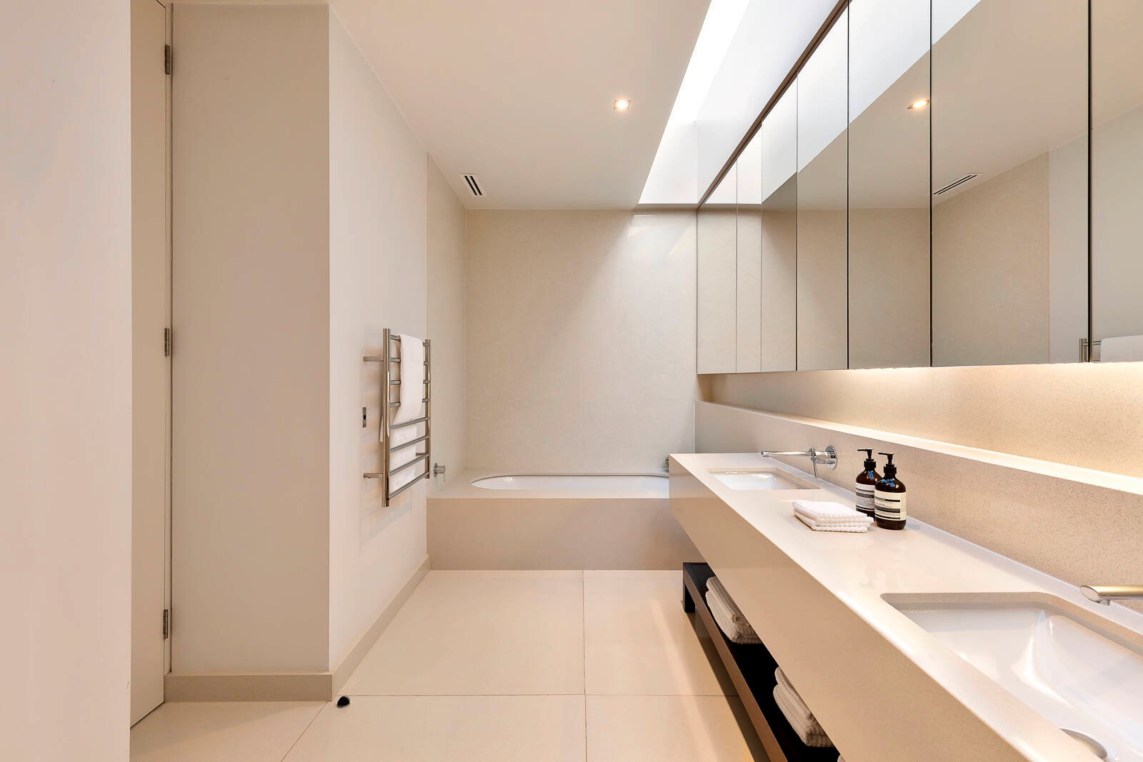 Real Estate and Property in 24-28 George Street, East Melbourne, VIC