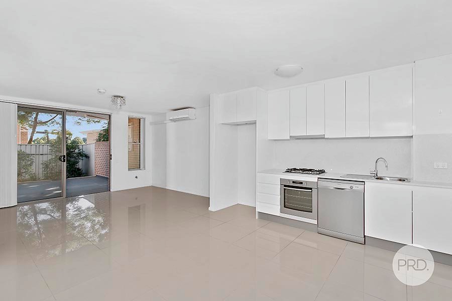 2/4-6 Lawrence St  PEAKHURST 2