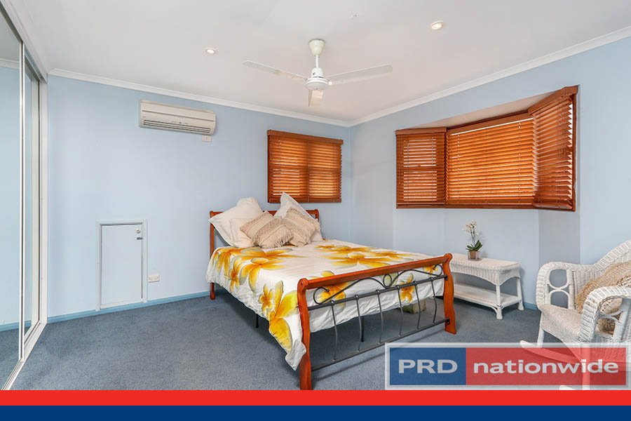 24 Ainslie Street KINGSFORD 8