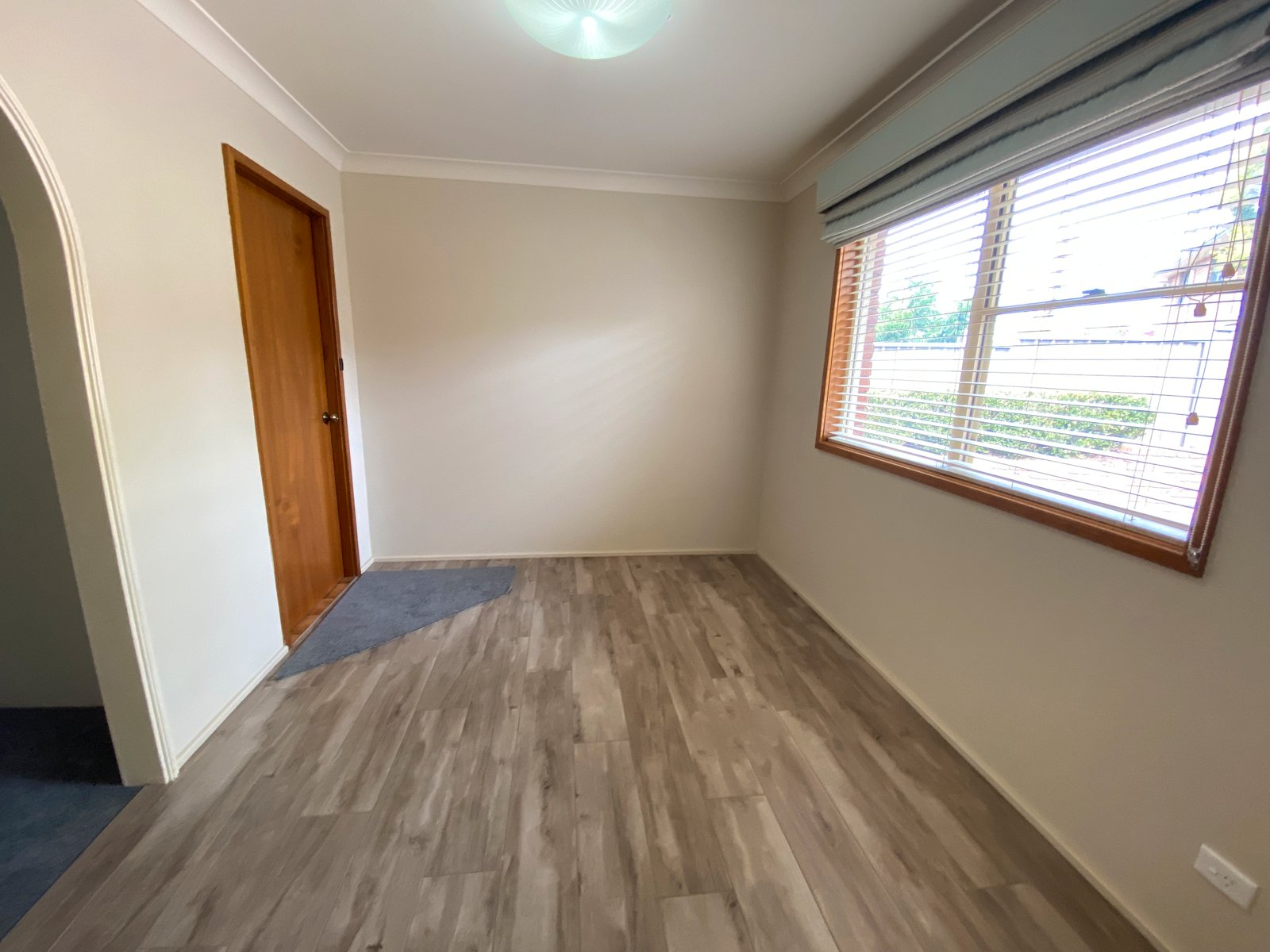 24 Amaroo Road HILLVUE 5