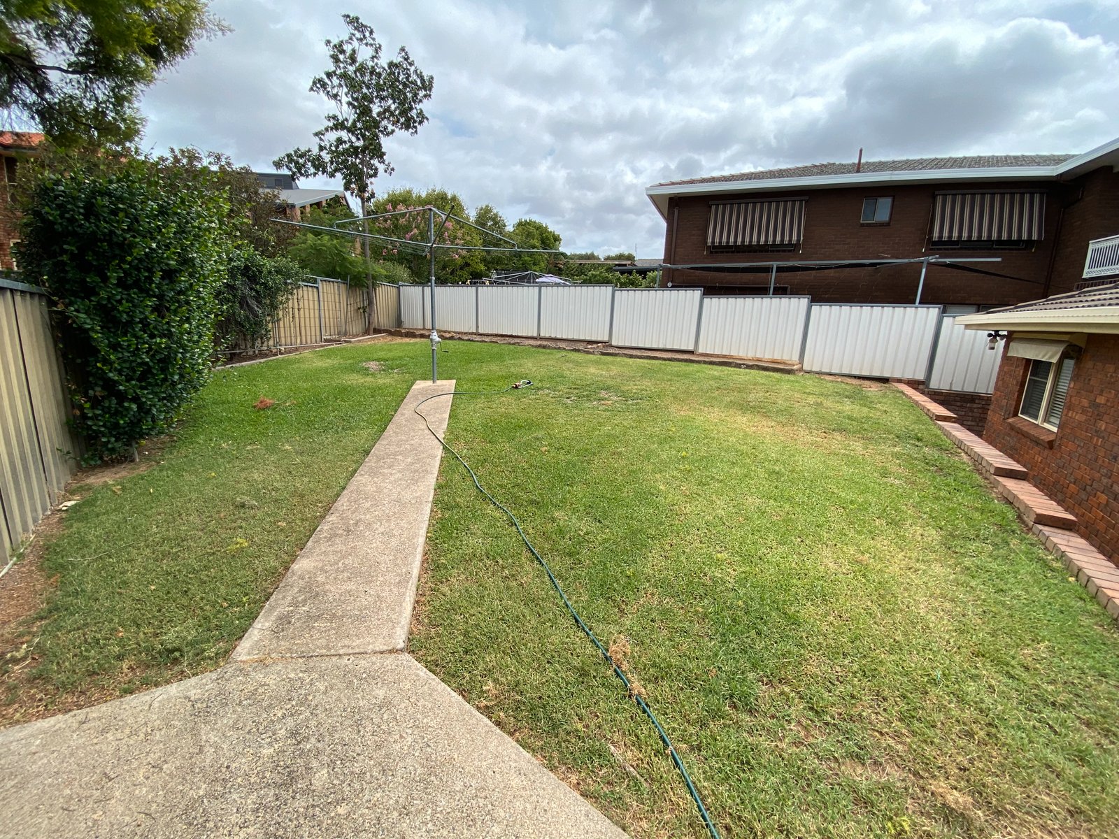 24 Amaroo Road HILLVUE 16