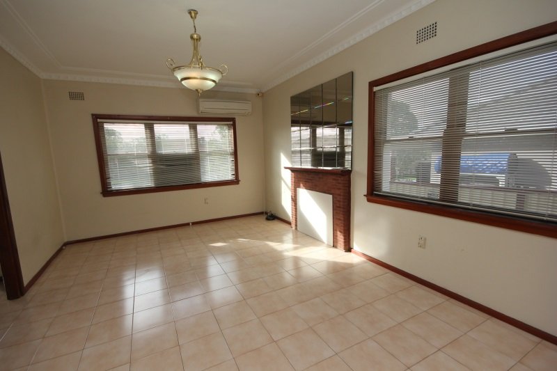 24 Archibald Street BELMORE 6