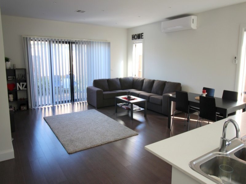 Gallery: 2/4 Argus Street