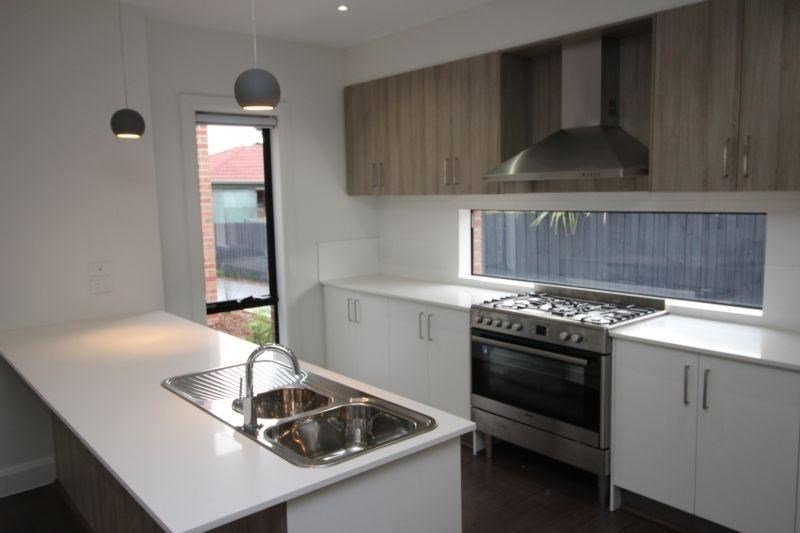 Gallery: 2/4 Argus Street