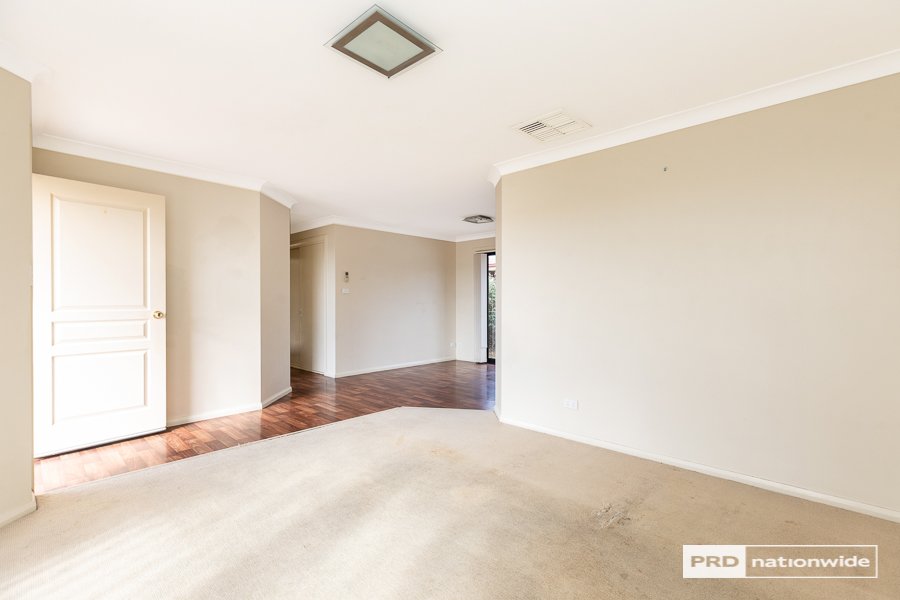 24 Banks Street TAMWORTH 5