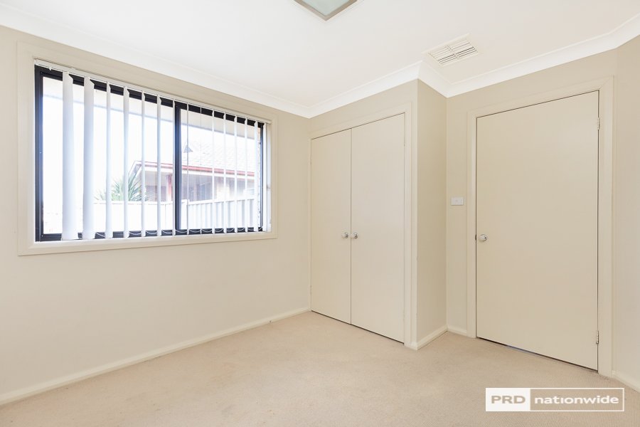 24 Banks Street TAMWORTH 9