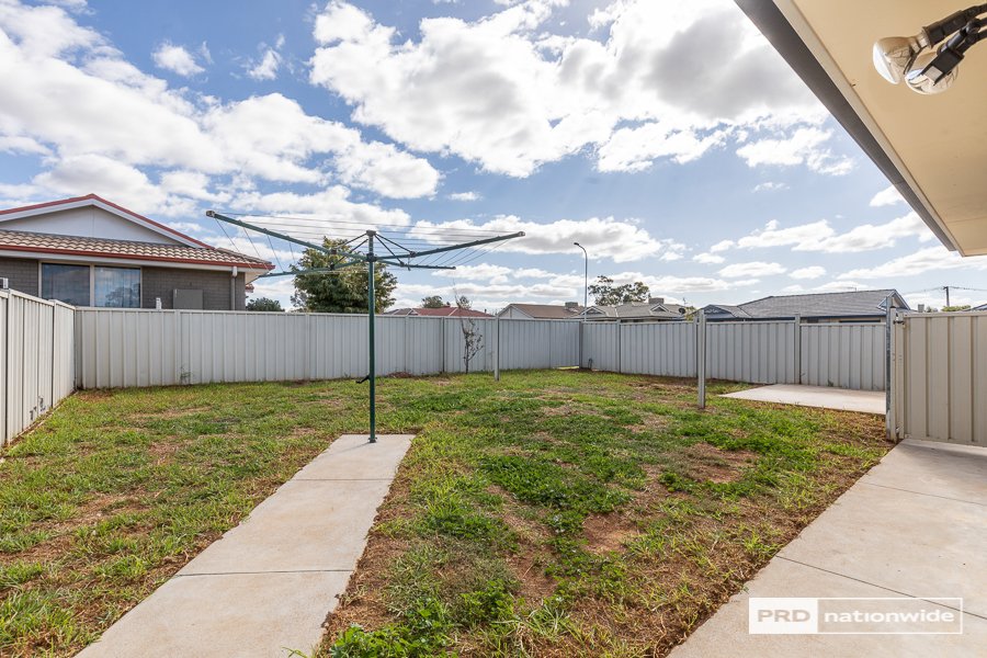 24 Banks Street TAMWORTH 13