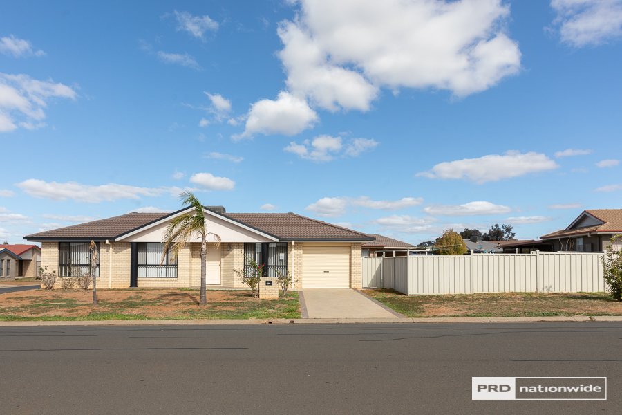24 Banks Street TAMWORTH 16