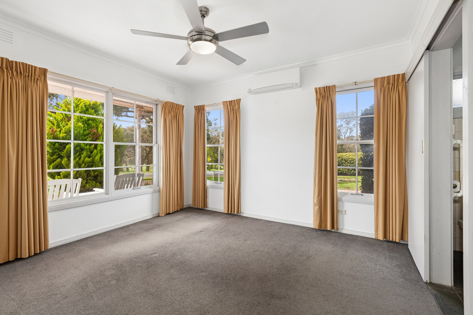Gallery: 24 Banool Ave