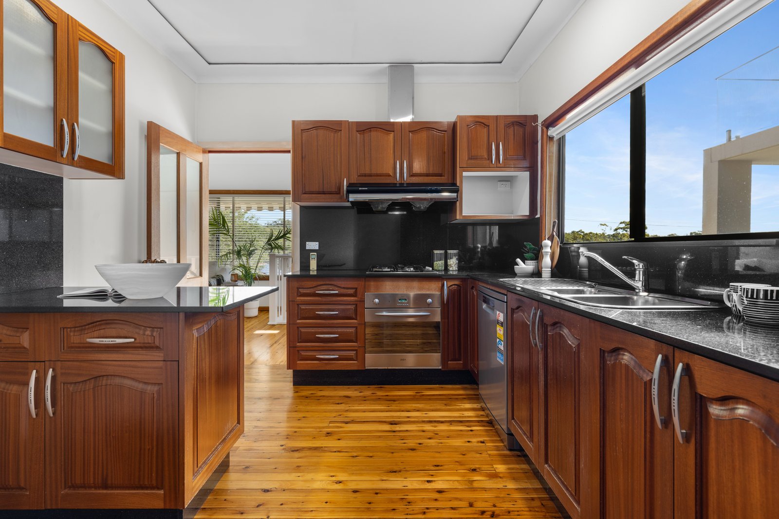 24 Baringa Road MORTDALE 8