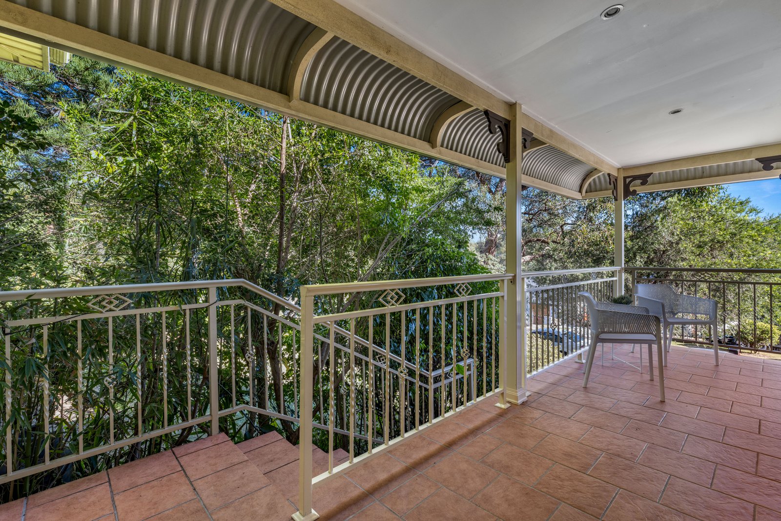 24 Baringa Road MORTDALE 9