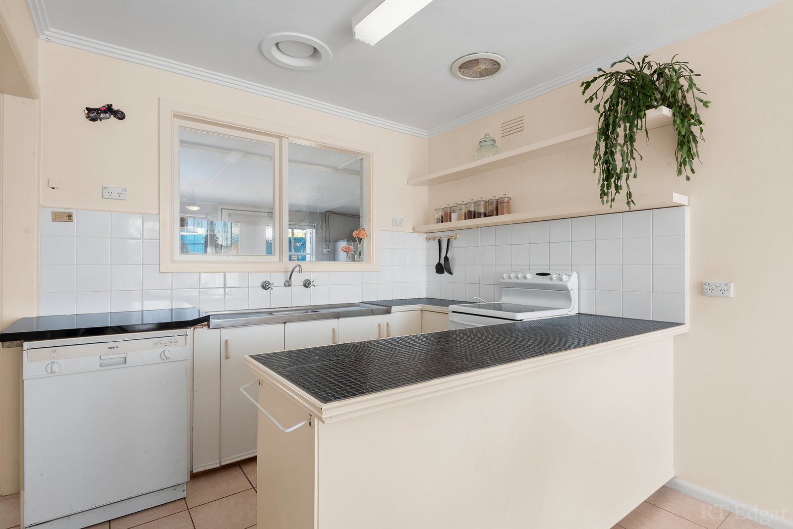 Real Estate and Property in 24 Barongarook Drive, Clifton Springs, VIC