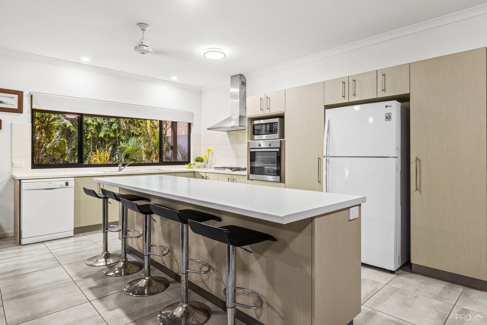 24 Barrgana Road CABLE BEACH 4