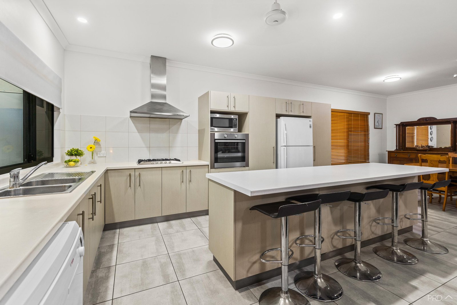 24 Barrgana Road CABLE BEACH 35