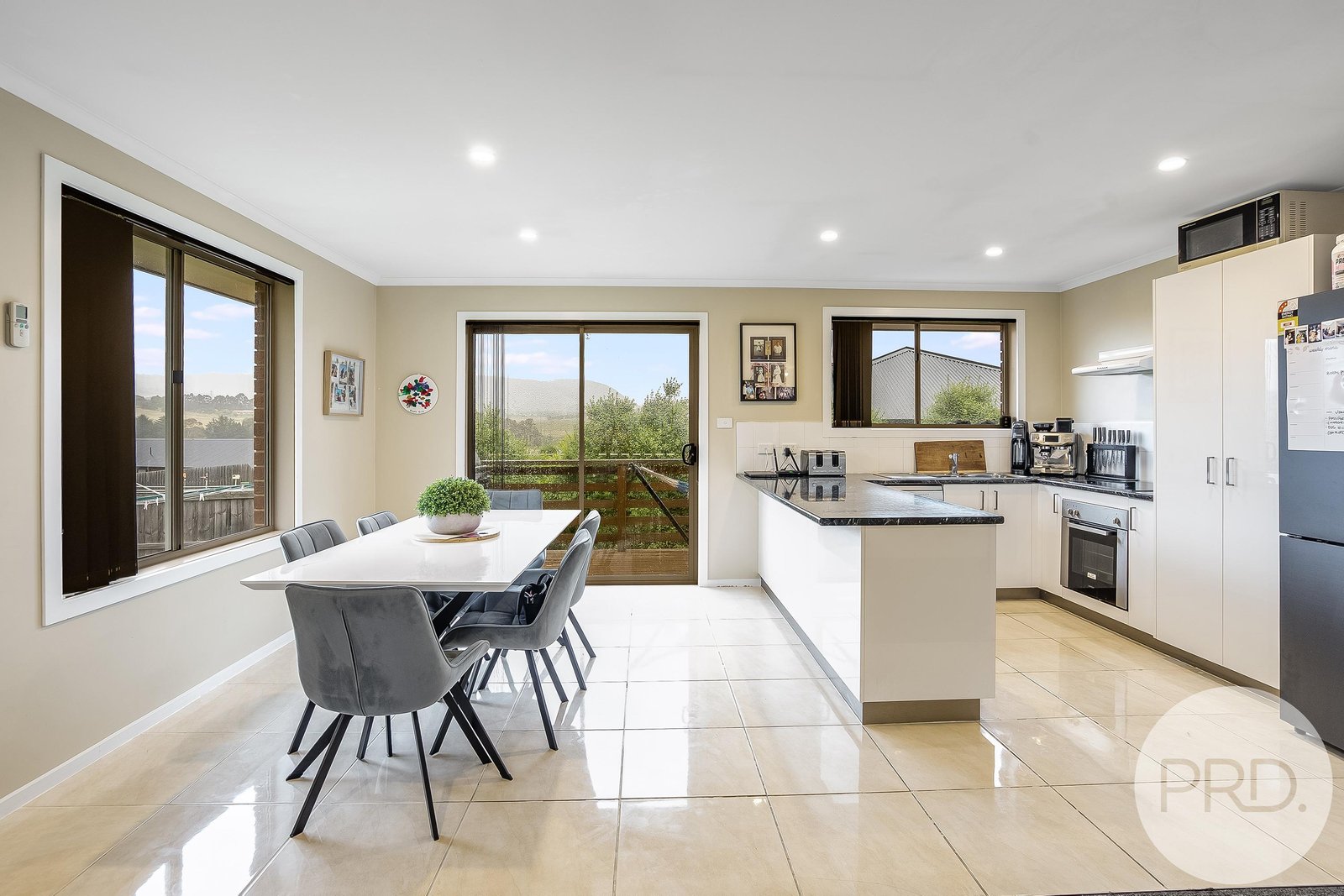 24 Barrob St  OLD BEACH 7