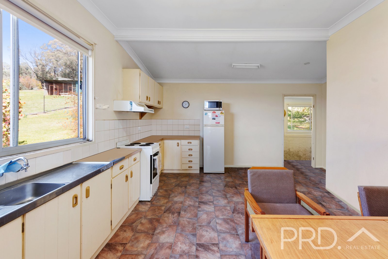 24 Bartlett Street BATLOW 5