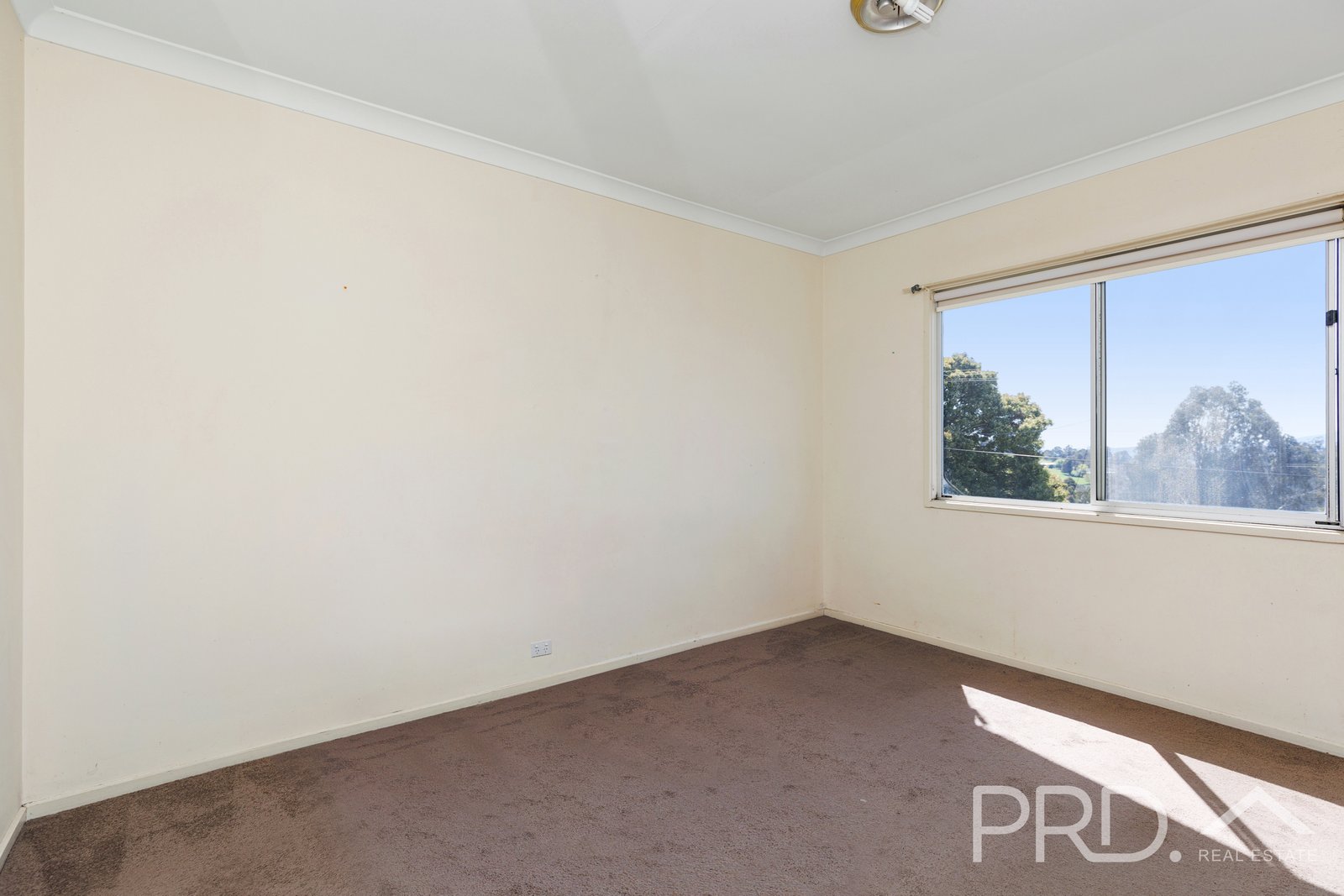 24 Bartlett Street BATLOW 7