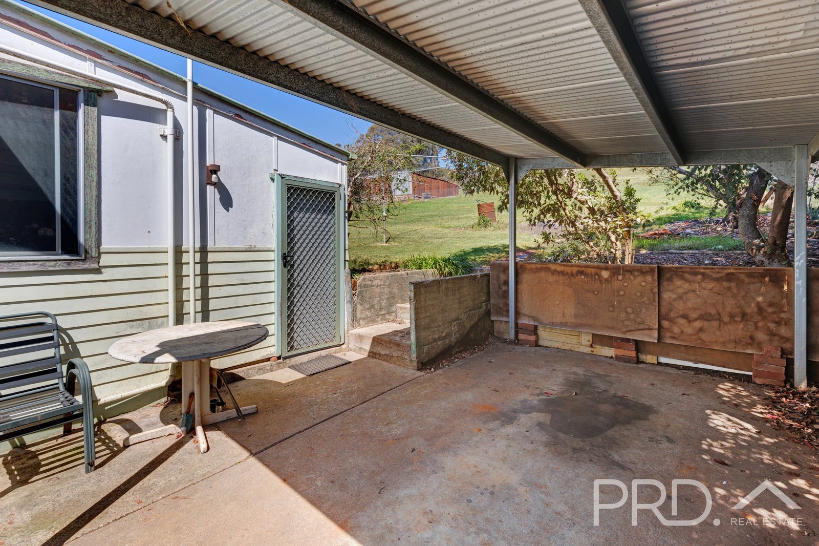 24 Bartlett Street BATLOW 11