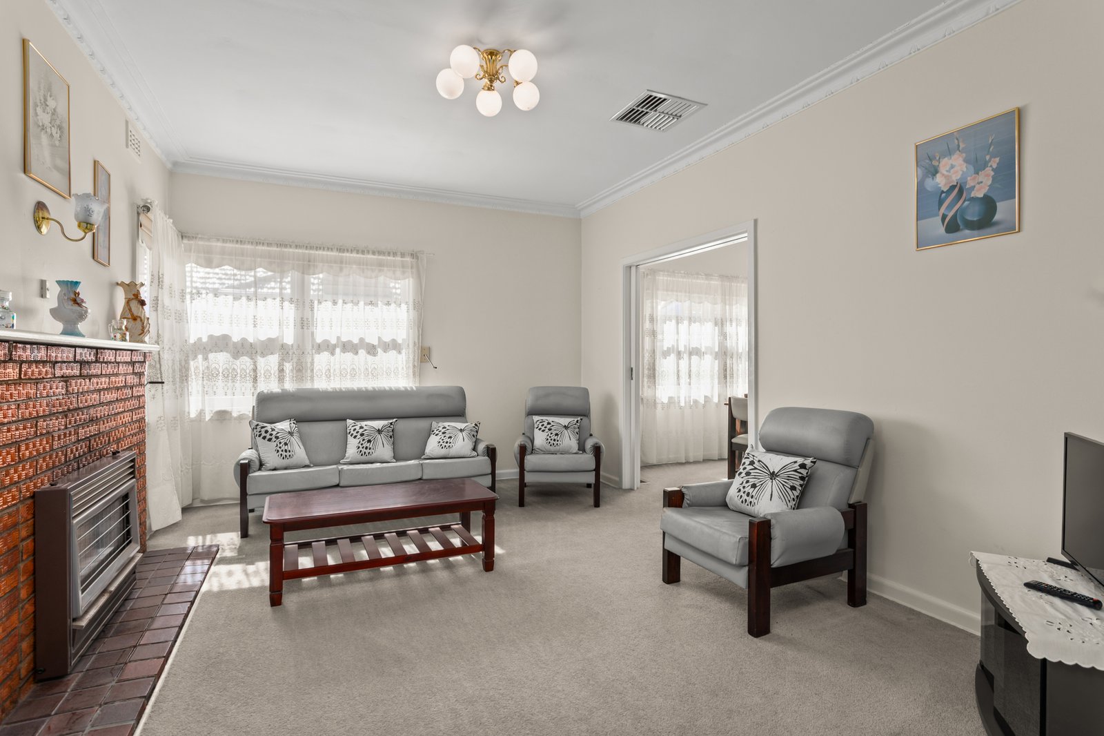 Gallery: 24 Batesford Road