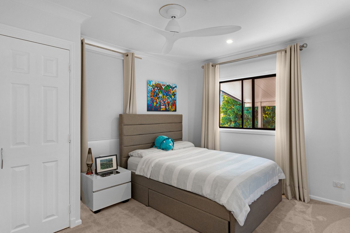 24 Beaconsfield Drive Burleigh Waters 10