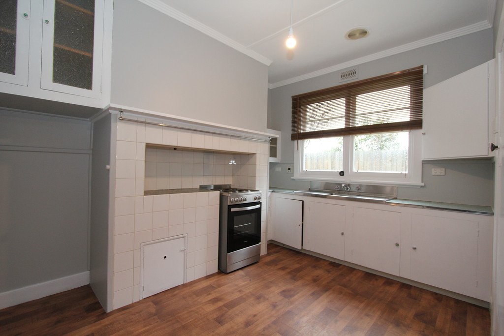 24 Beaufort Avenue ALFREDTON 3