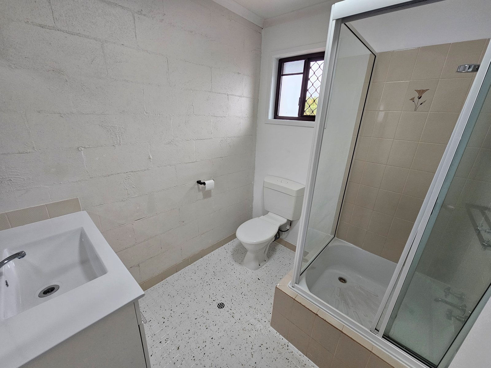 2/4 Bevington Street TANNUM SANDS 7