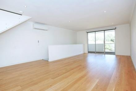 Gallery: 2/4 Blagdon Street
