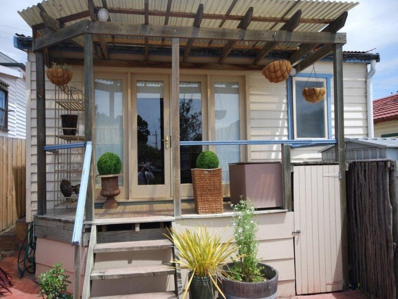 24 Blair Street NEW NORFOLK 8