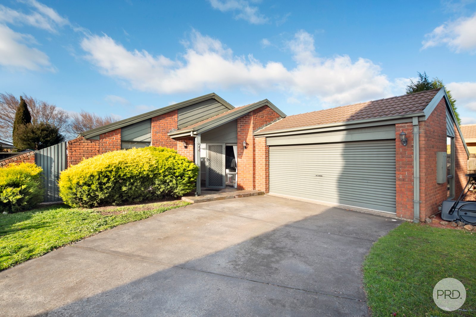 24 Bogart Drive WENDOUREE 1