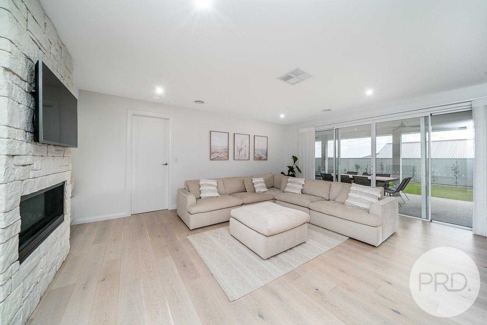 24 Bonner Street LLOYD 2