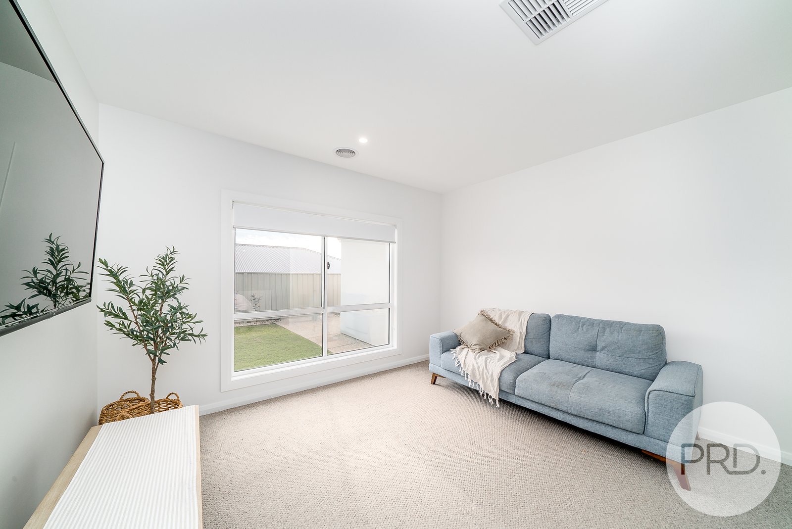 24 Bonner Street LLOYD 10