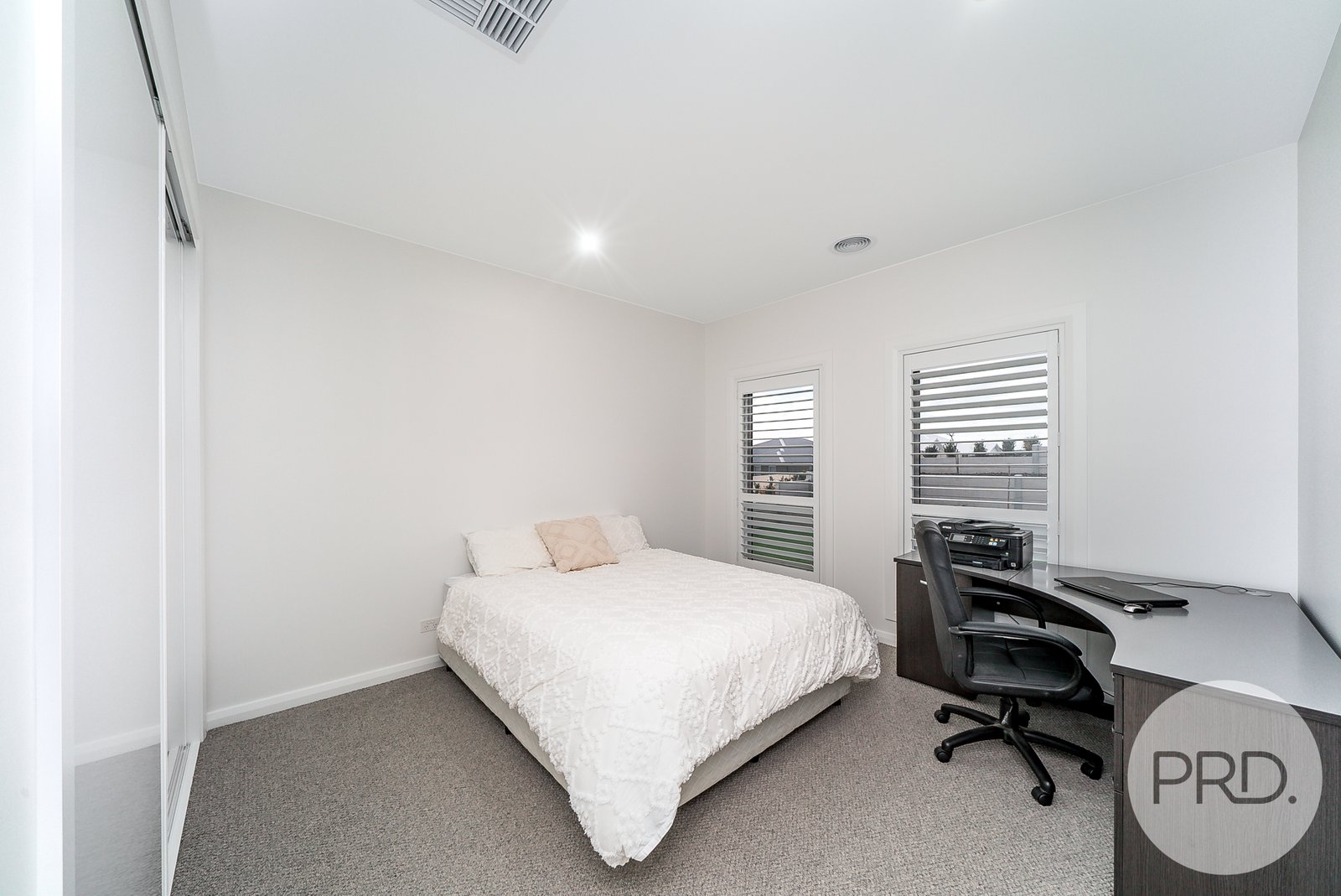 24 Bonner Street LLOYD 17