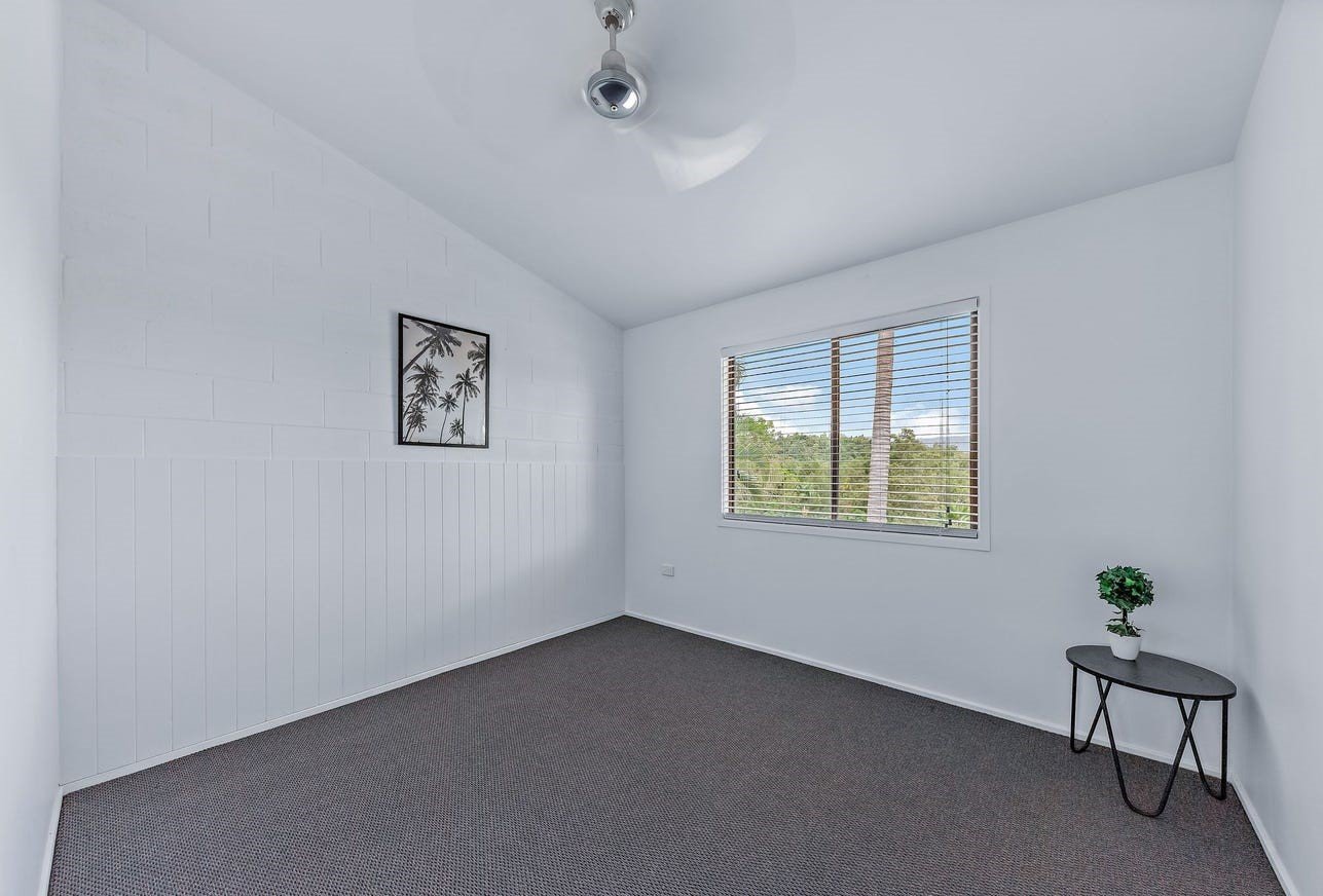2/4 Border Drive CANNONVALE 7