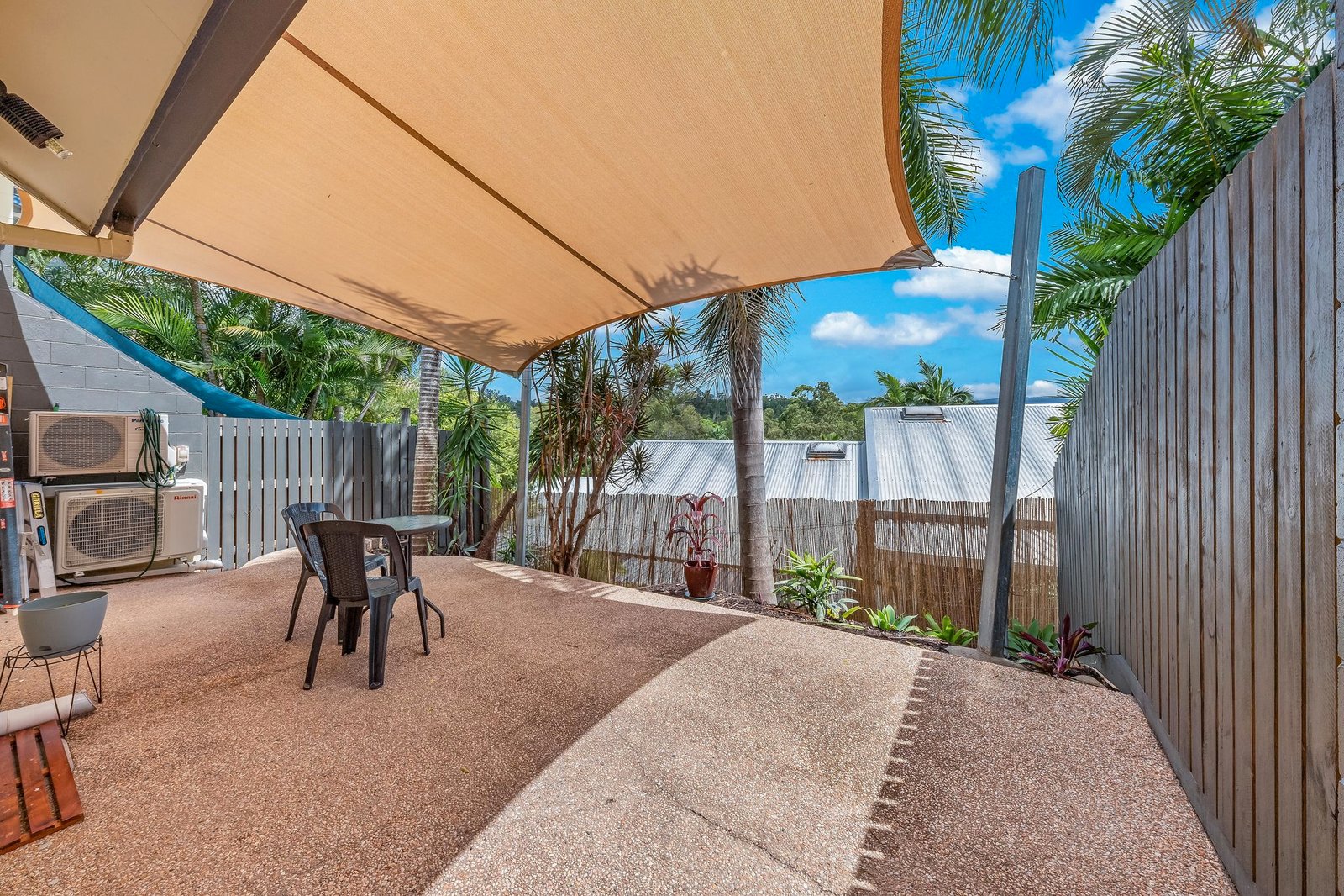 2/4 Border Drive CANNONVALE 3