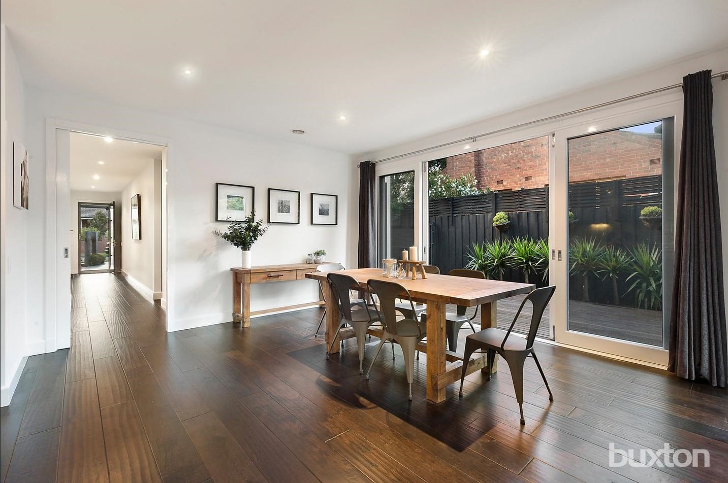 Gallery: 24 Bourneville Avenue