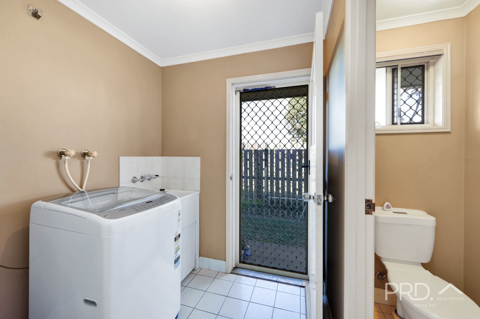 24 Bowerbird Avenue ELI WATERS 25