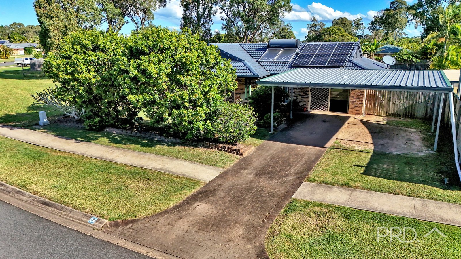 24 Bowerbird Avenue ELI WATERS 28