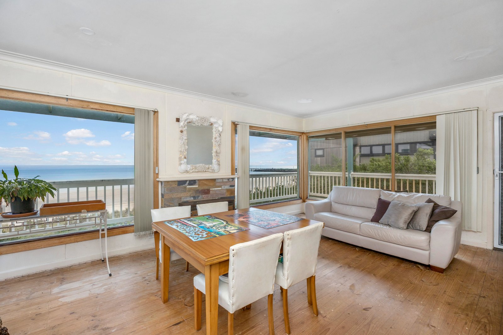 Gallery: 24 Bowman Street