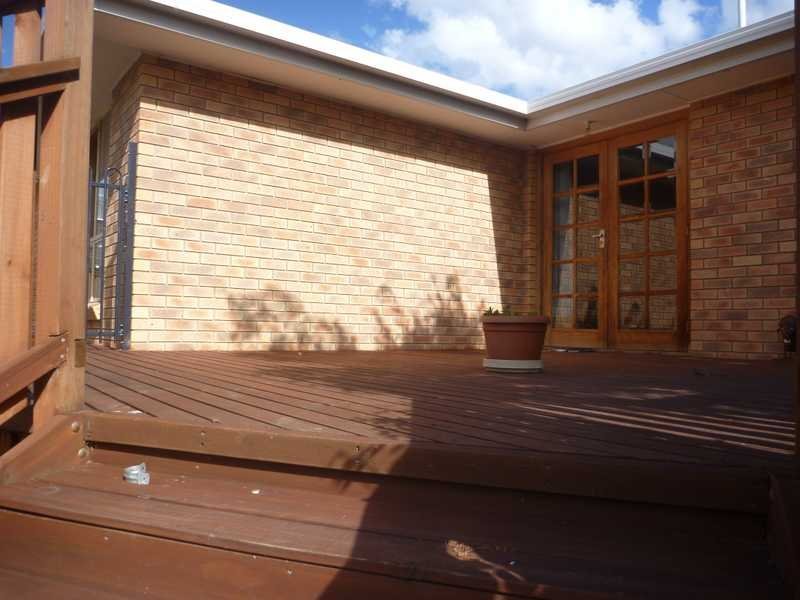 24 Boyer Road BRIDGEWATER 7