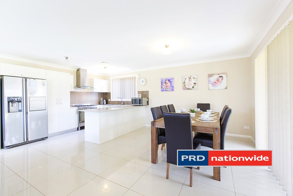 24 Bradley Street ROPES CROSSING 2