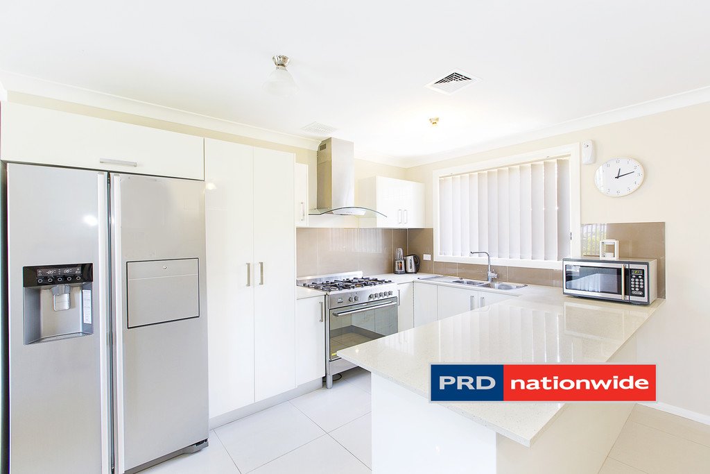 24 Bradley Street ROPES CROSSING 3