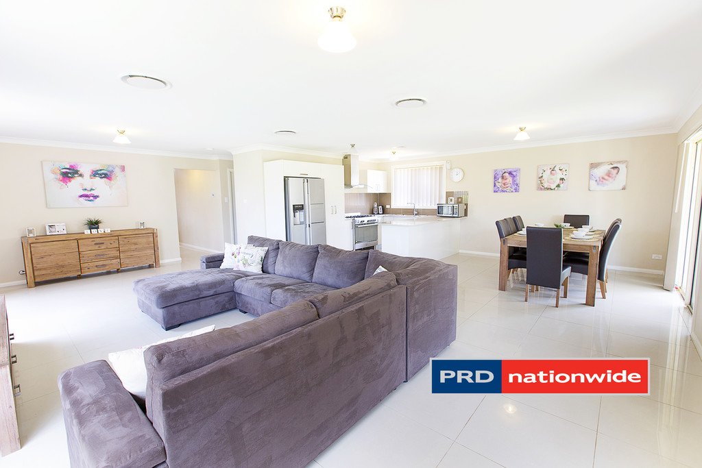 24 Bradley Street ROPES CROSSING 10