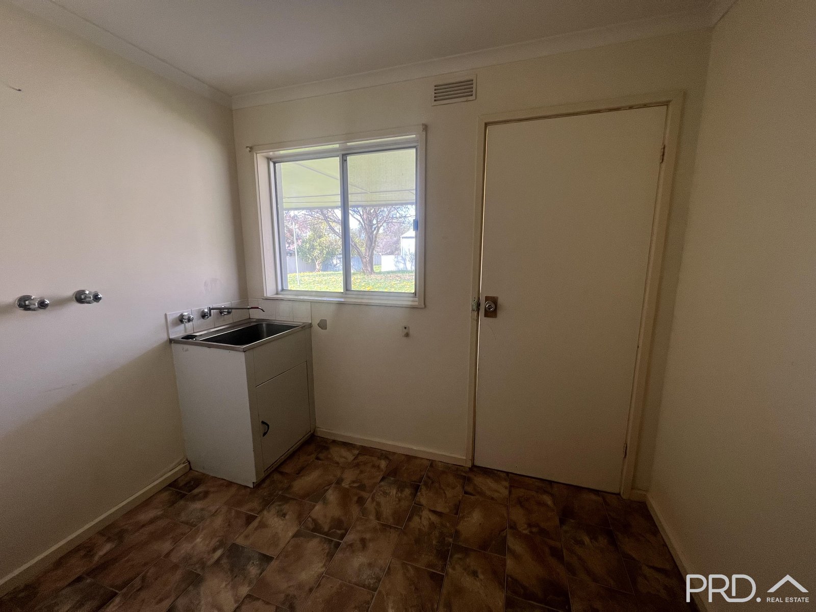 24 Britt Street OUYEN 4