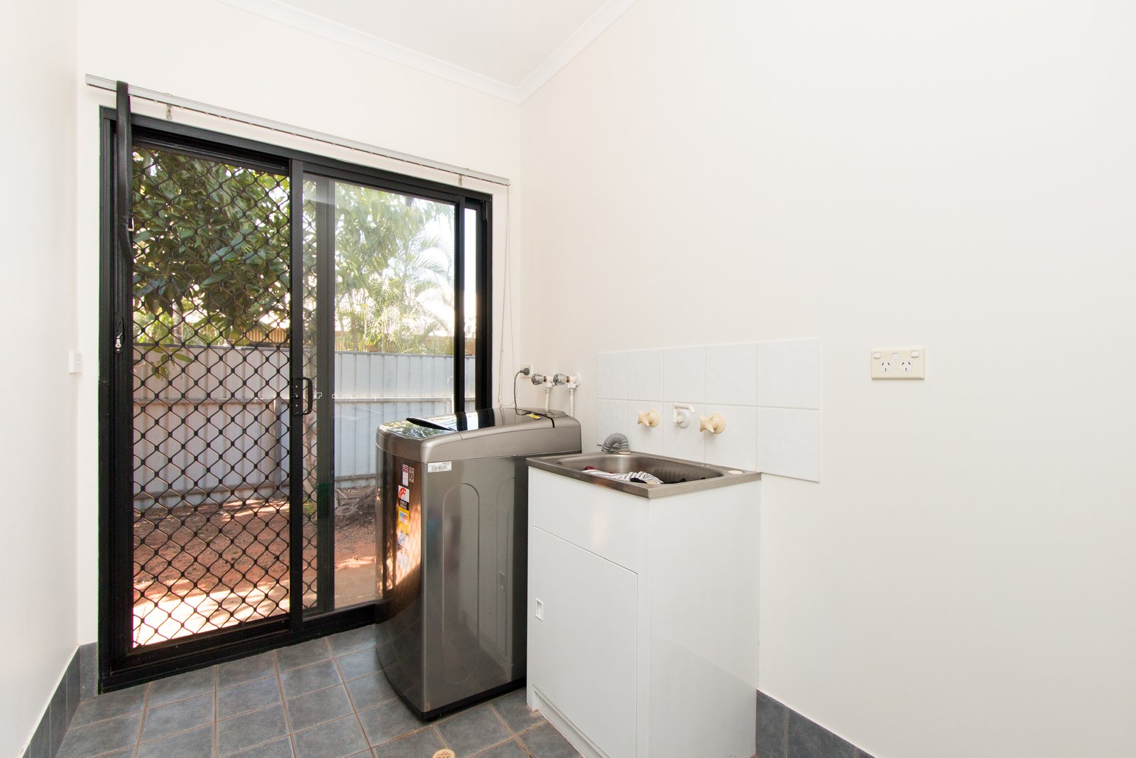 24 Bronzewing Crescent DJUGUN 19