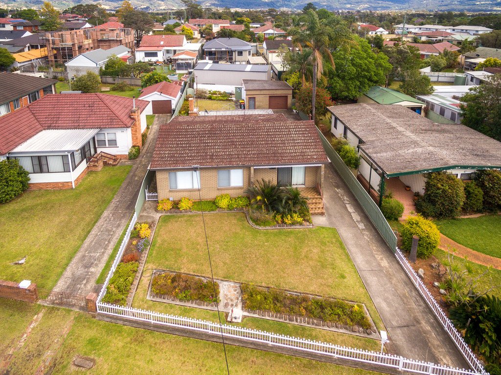 24 Brook Street DAPTO 1