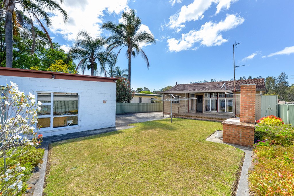 24 Brook Street DAPTO 4